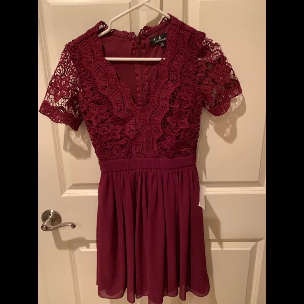 Lulus lace and chiffon dress